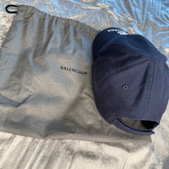 Balenciaga Navy Logo Cap - Picture 3 of 6